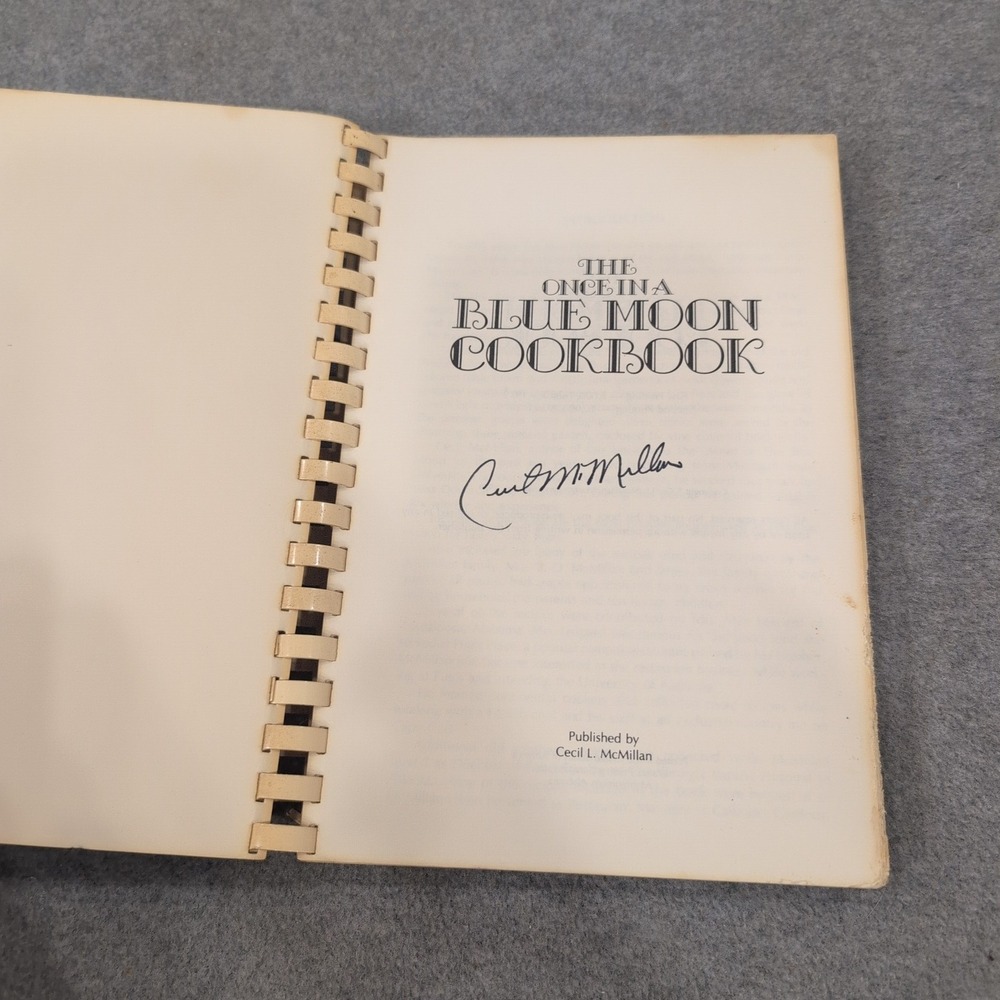 The Once In A Blue Moon Cookbook 1979 Montgomery Alabama Signed Blue Moon Inn - Picture 2 of 4